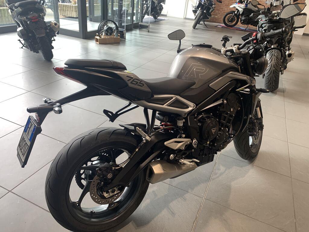 STREET TRIPLE 765