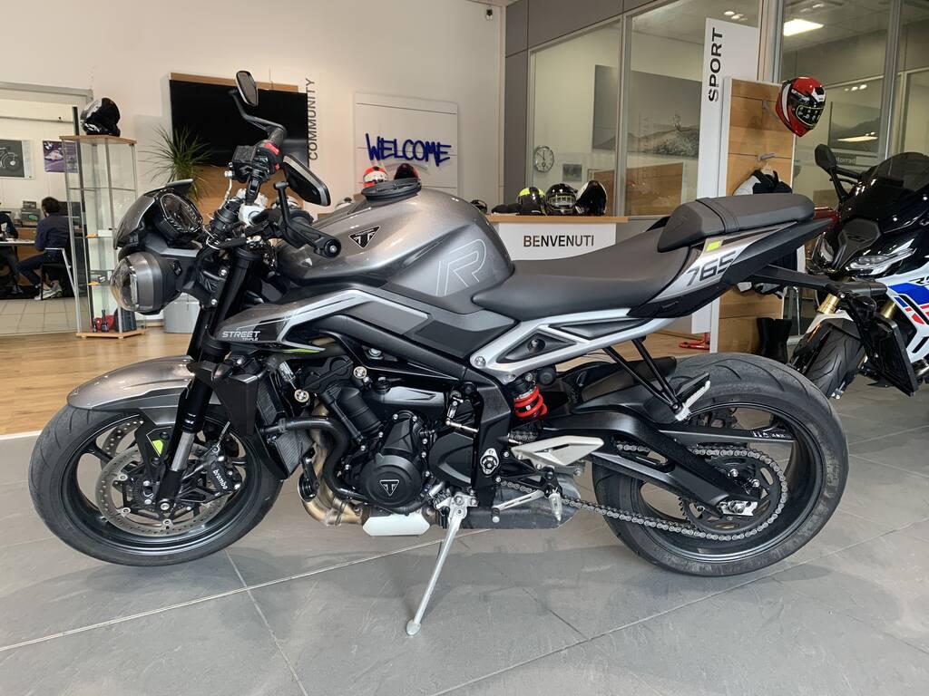 STREET TRIPLE 765