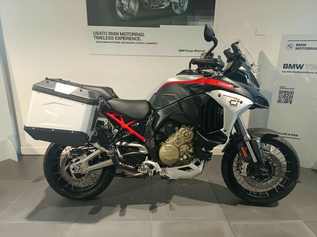 MULTISTRADA V4