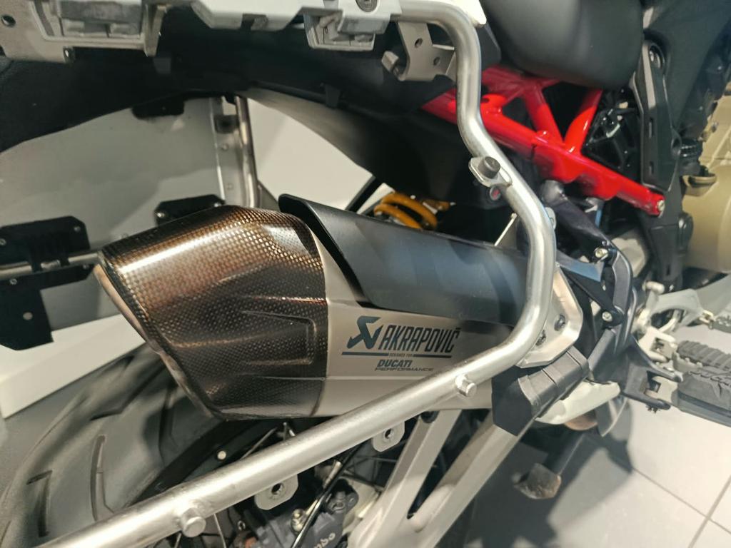 MULTISTRADA V4