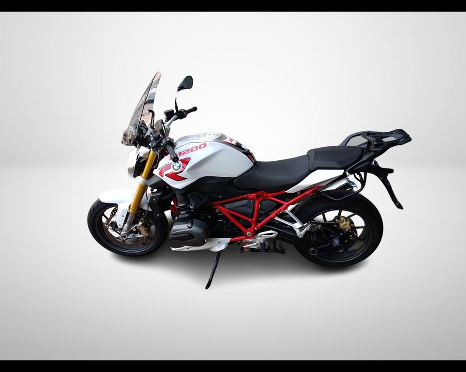 R 1200 R