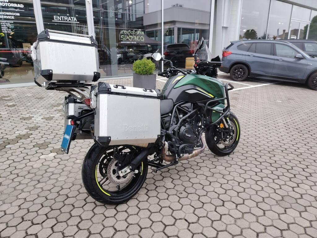 TRK 702