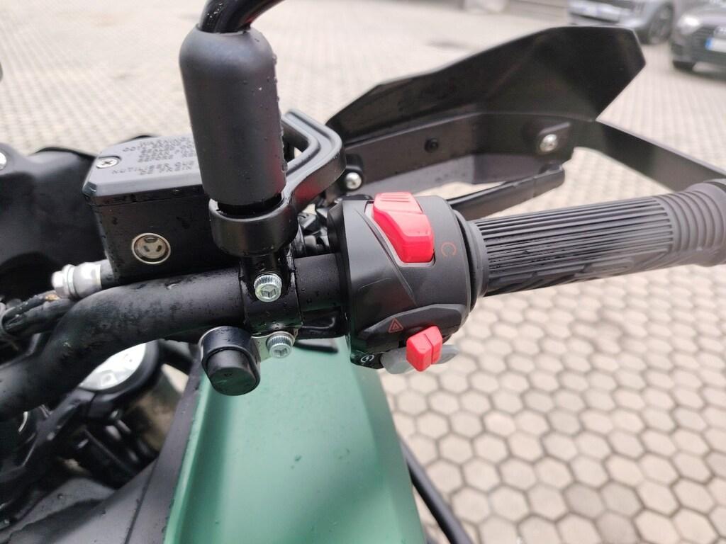 TRK 702