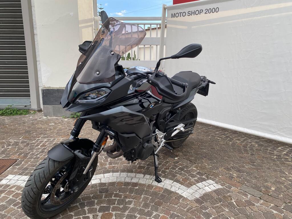 F 900 XR