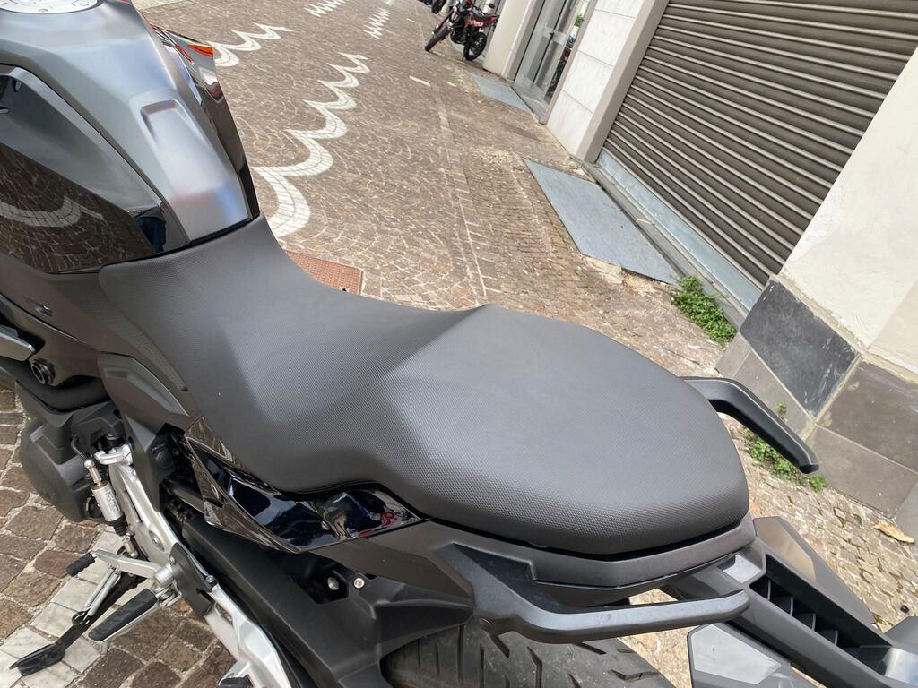 F 900 XR