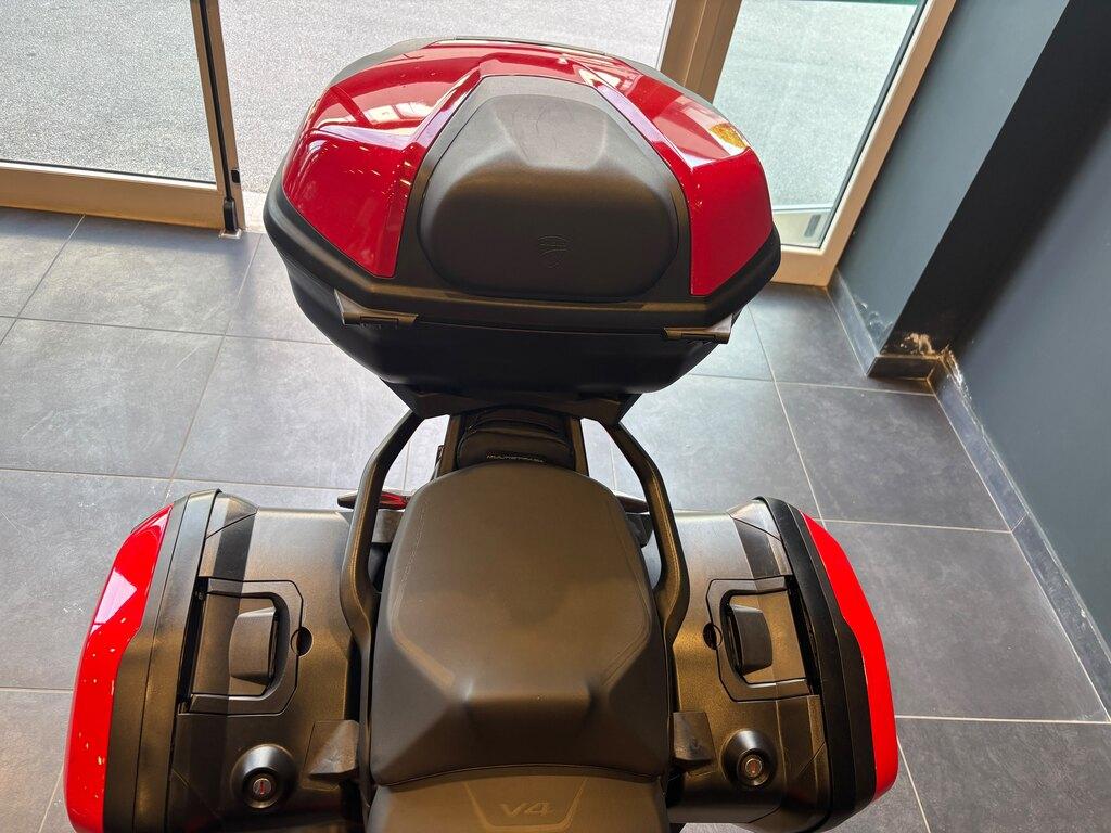 MULTISTRADA V4
