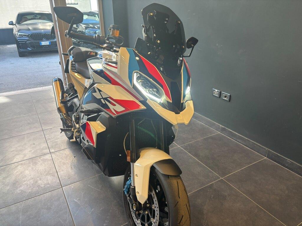 M 1000 XR