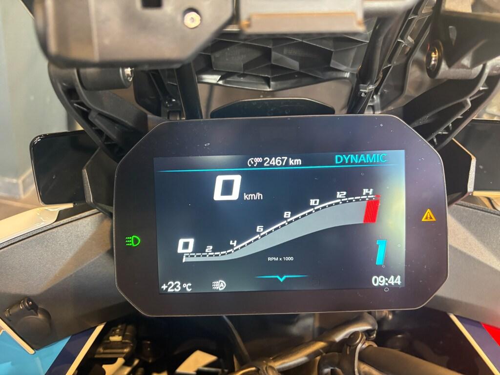 M 1000 XR