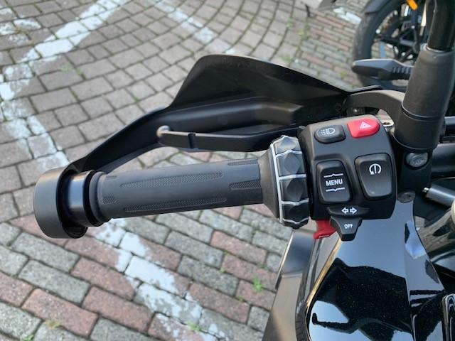 F 750 GS