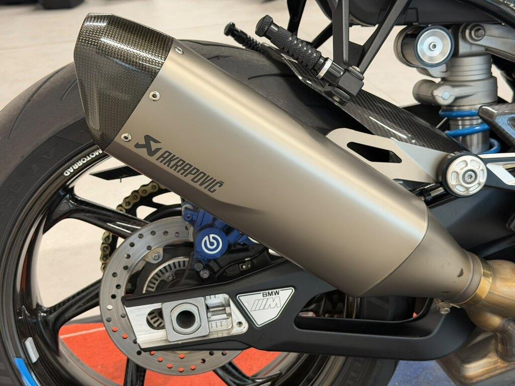 M 1000 R