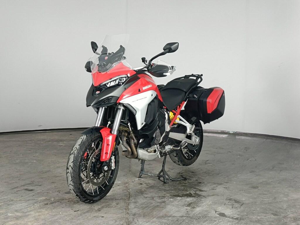 MULTISTRADA V4