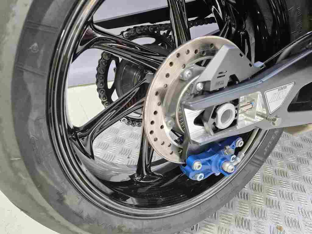 M 1000 RR