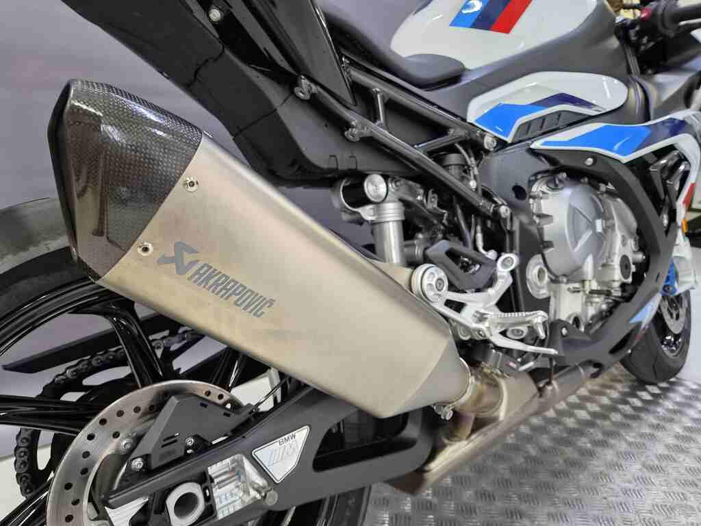 M 1000 RR