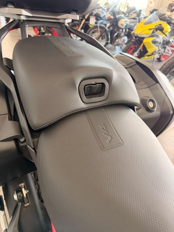 MULTISTRADA V4