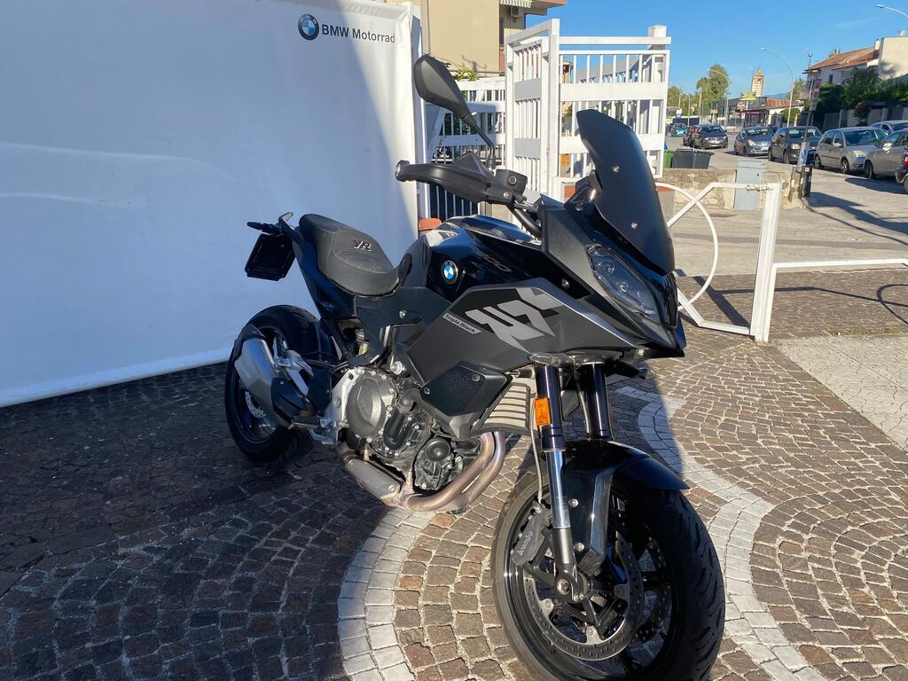 F 900 XR