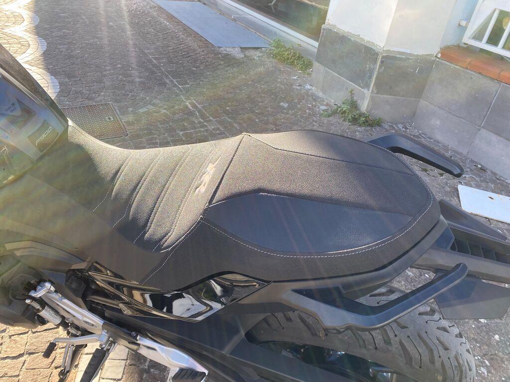 F 900 XR