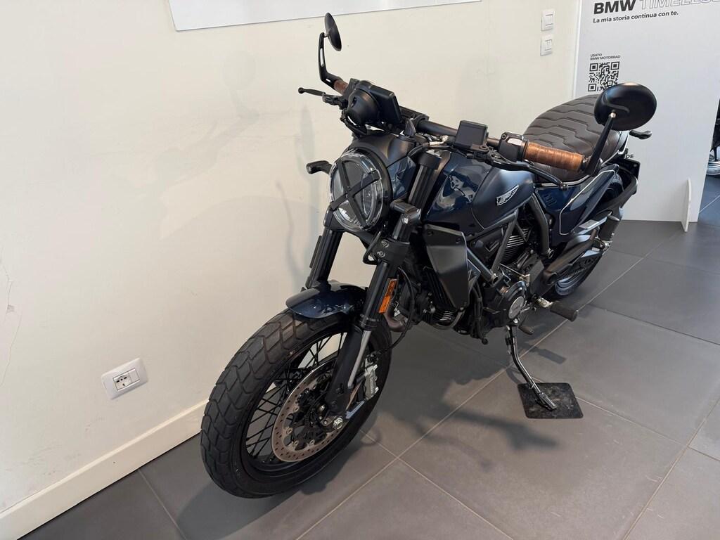 SCRAMBLER 800