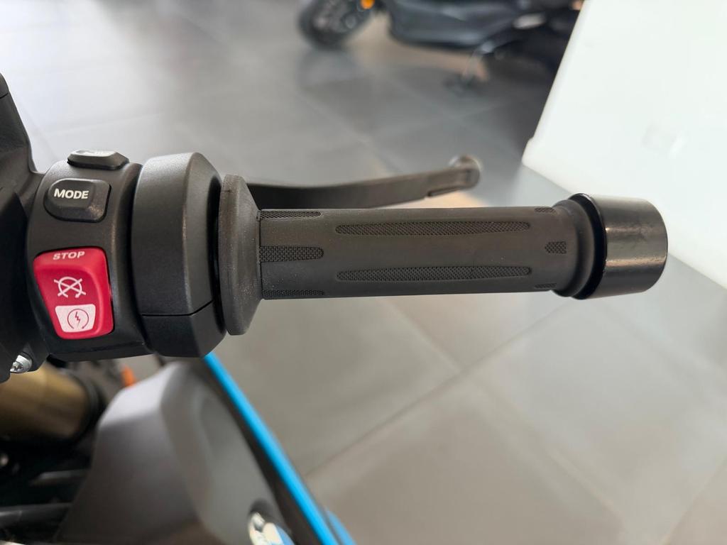S 1000 R
