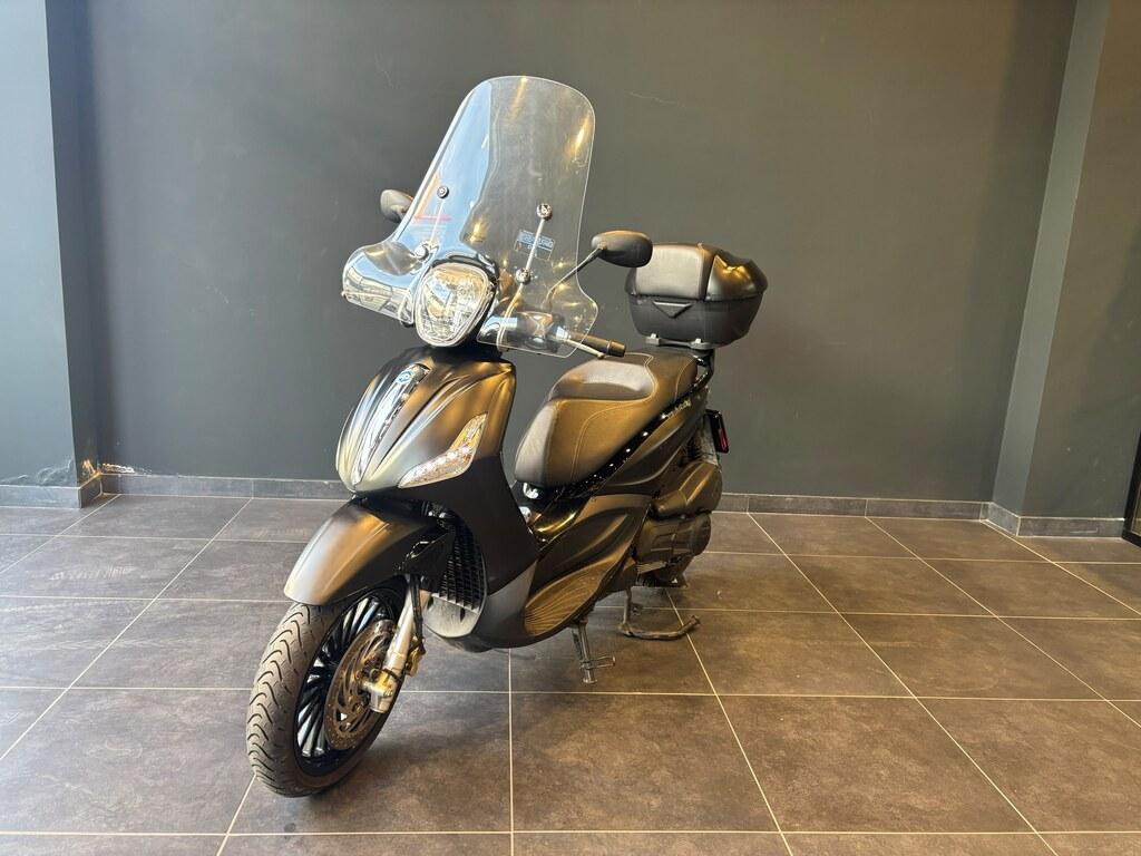 BEVERLY 300