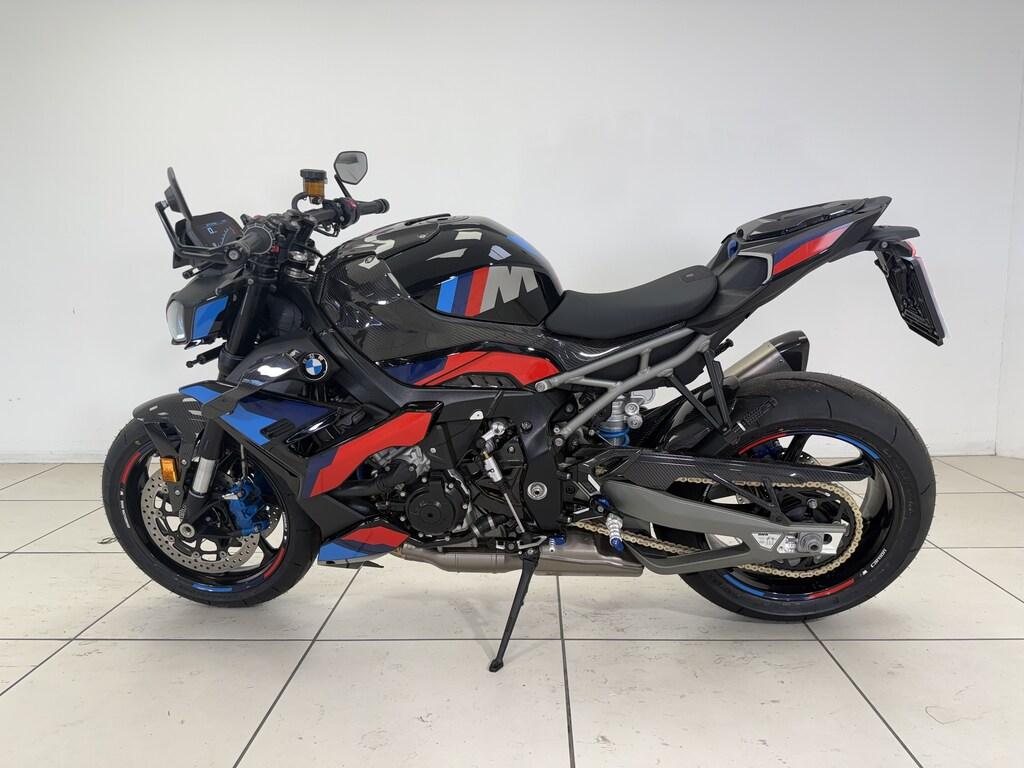 M 1000 R