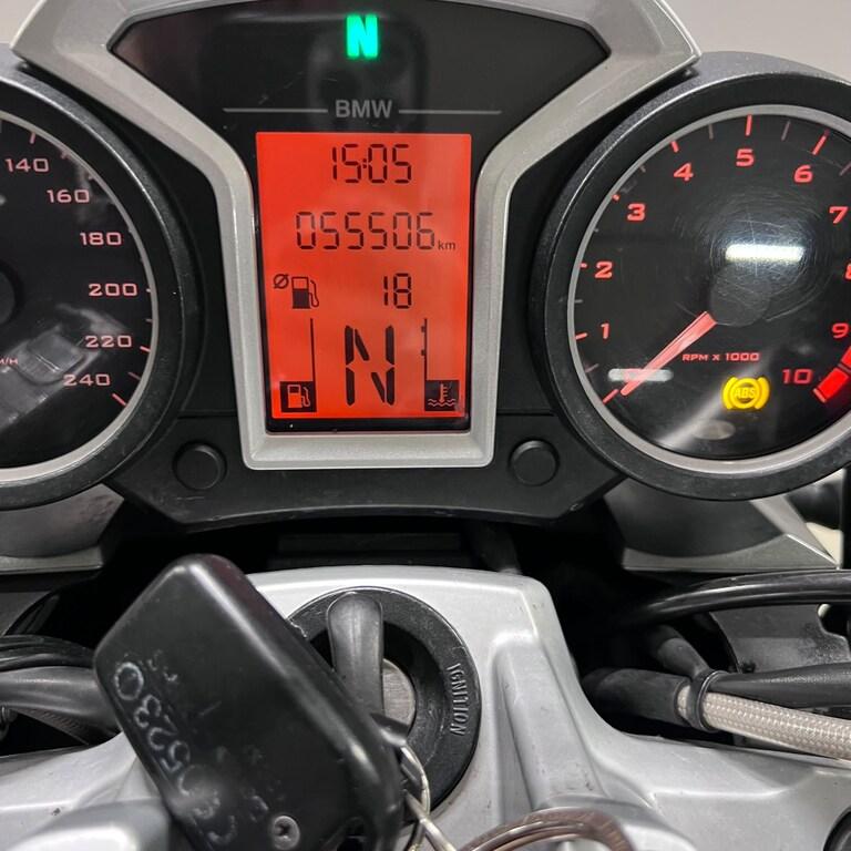 R 1200 R