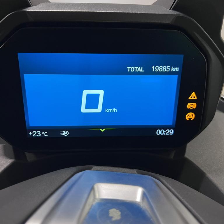 C 400 GT