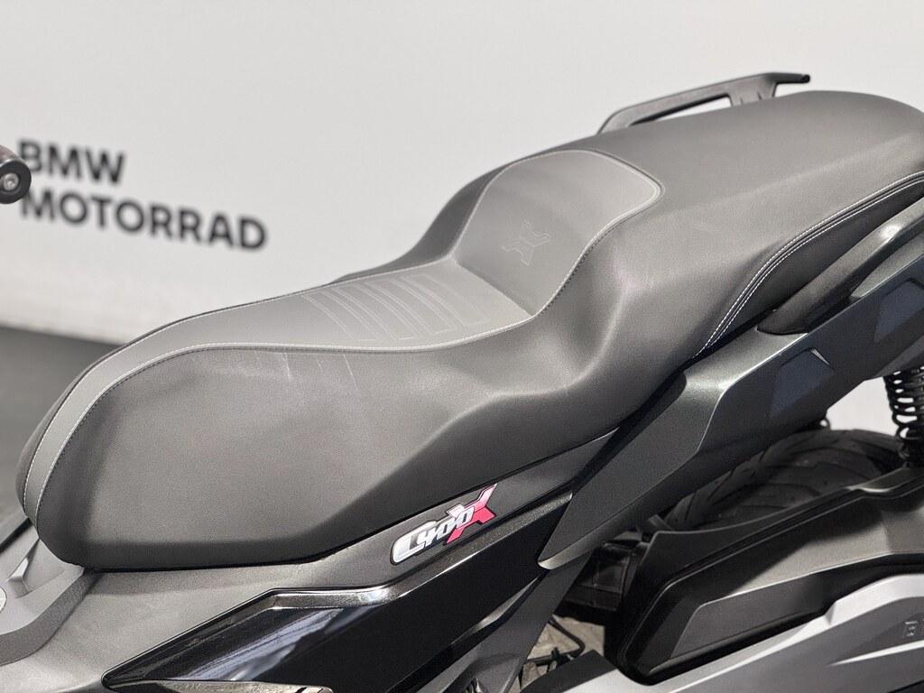 C 400 X