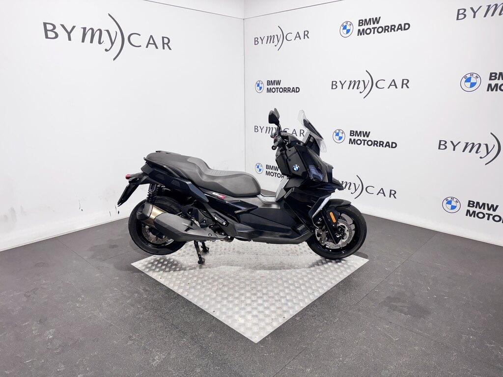 C 400 X