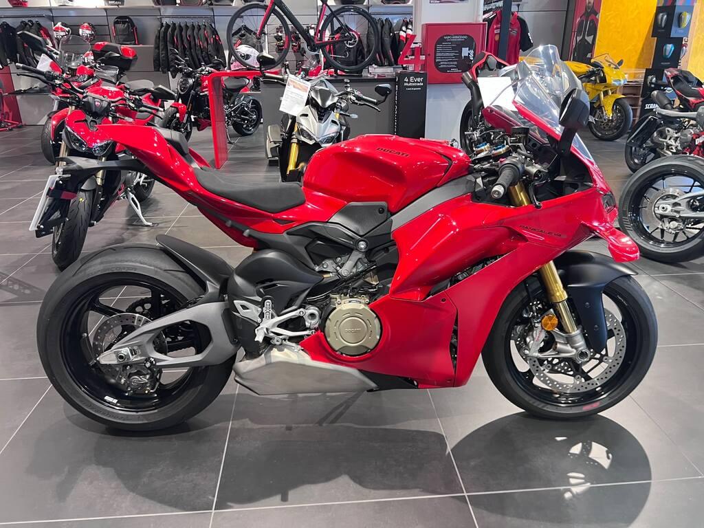 PANIGALE V4