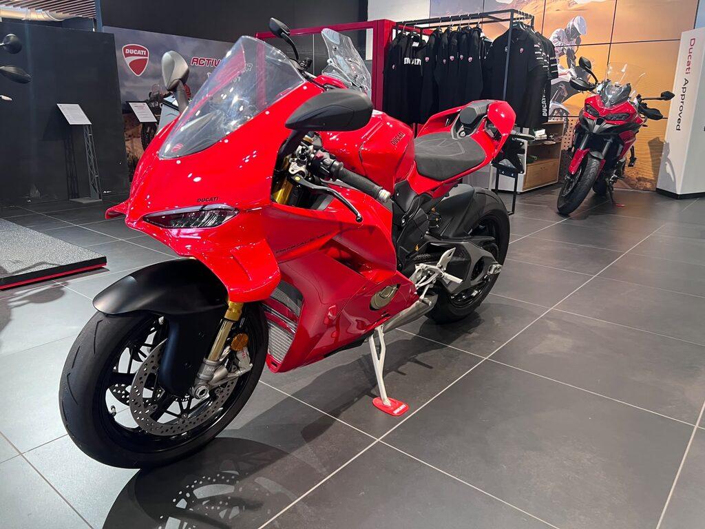 PANIGALE V4