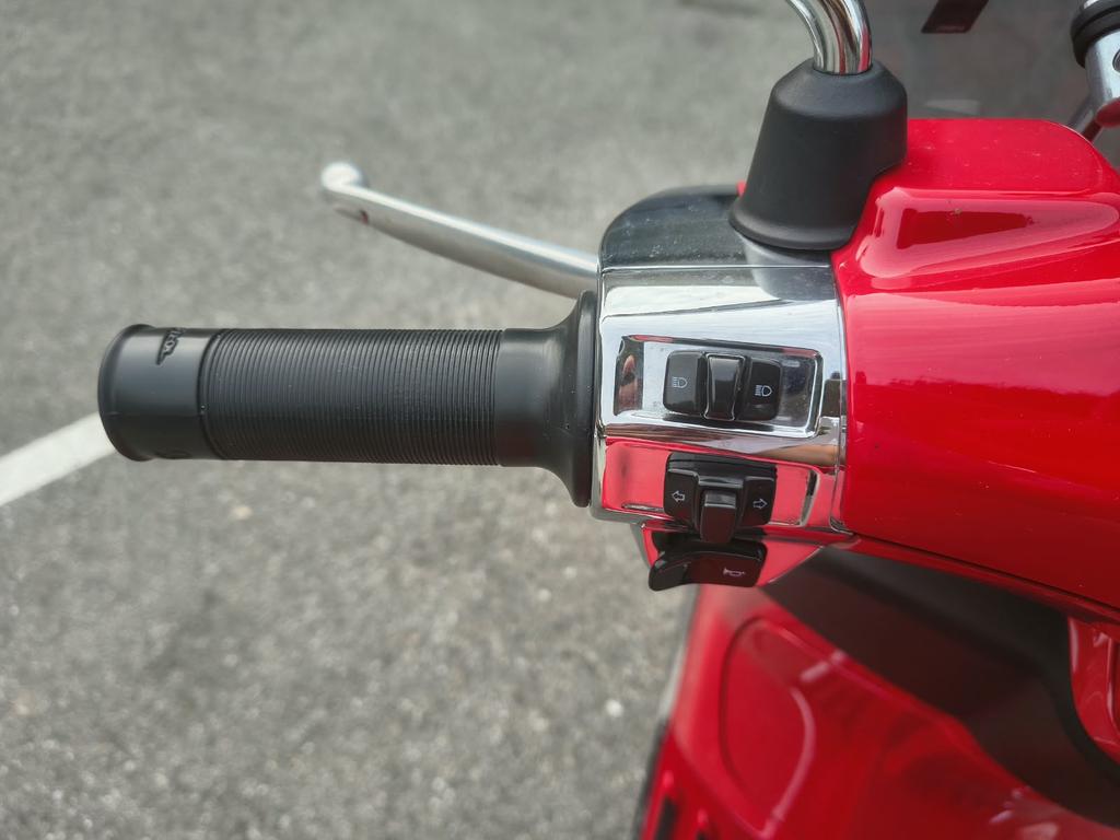 VESPA PRIMAVERA 125