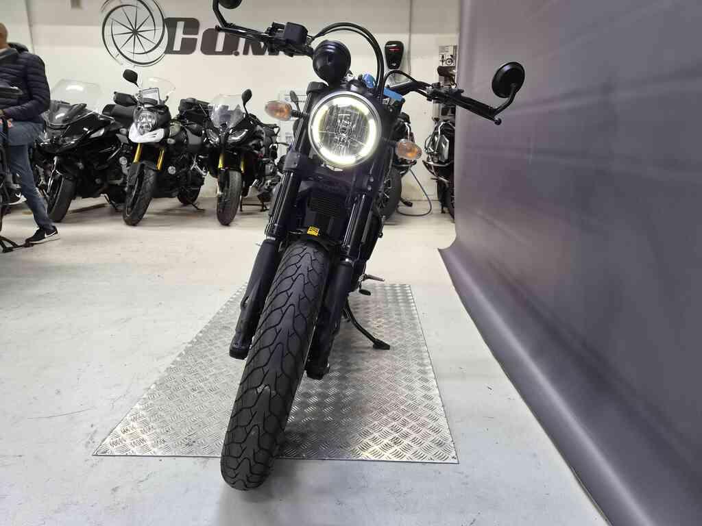 SCRAMBLER 800