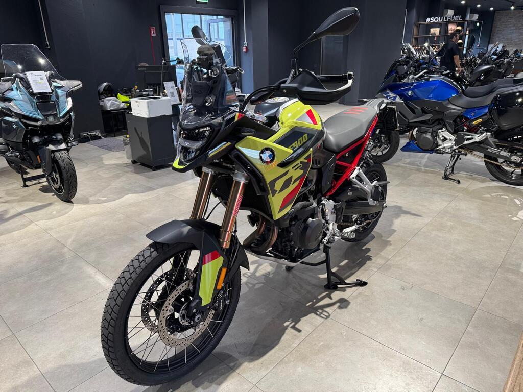 F 900 GS