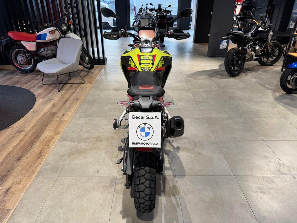 F 900 GS