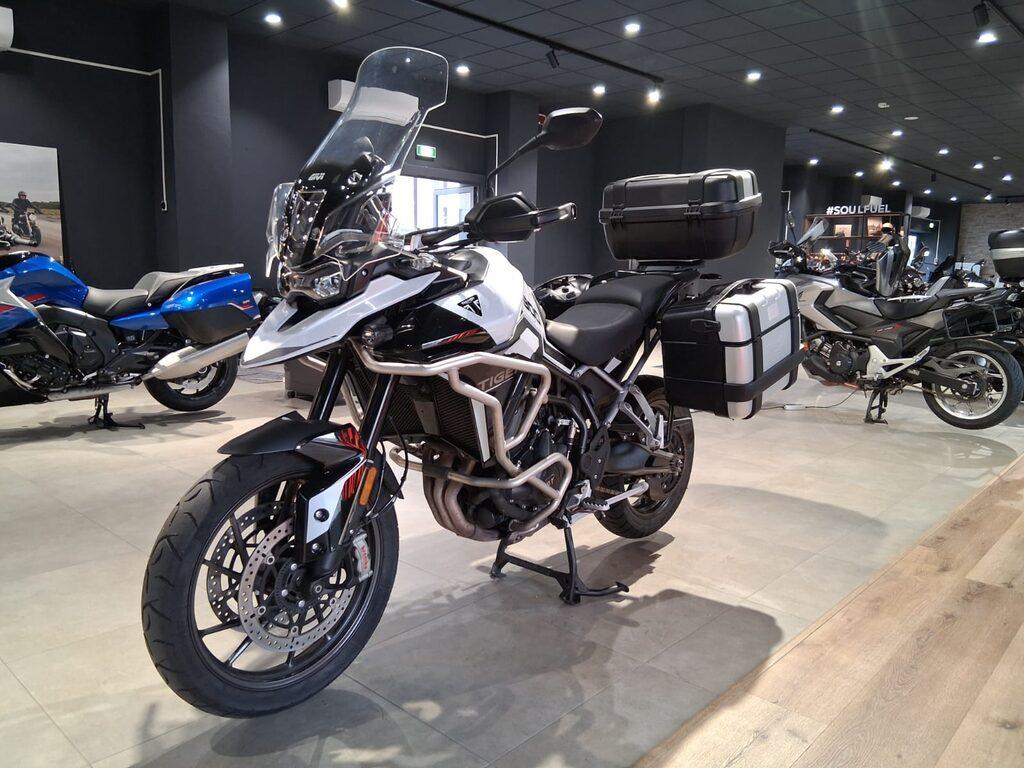 TIGER 900