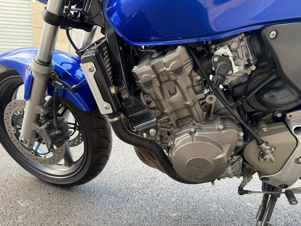 HORNET 600