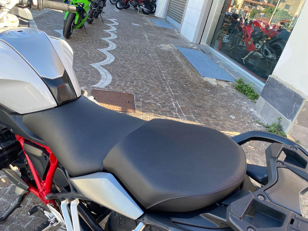 R 1200 RS