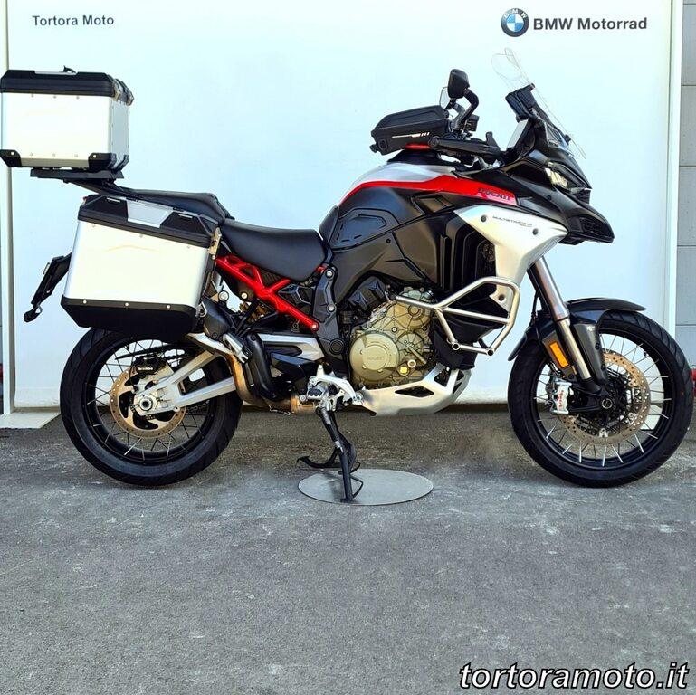 MULTISTRADA V4