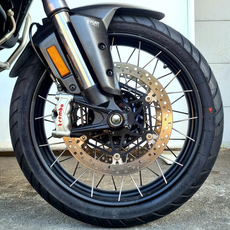 MULTISTRADA V4