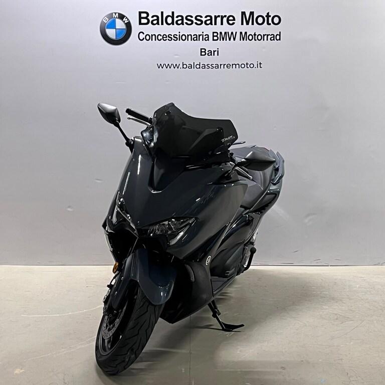 T-MAX 560