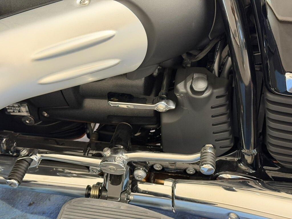 R 18