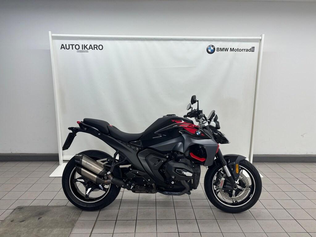 R 1300 R