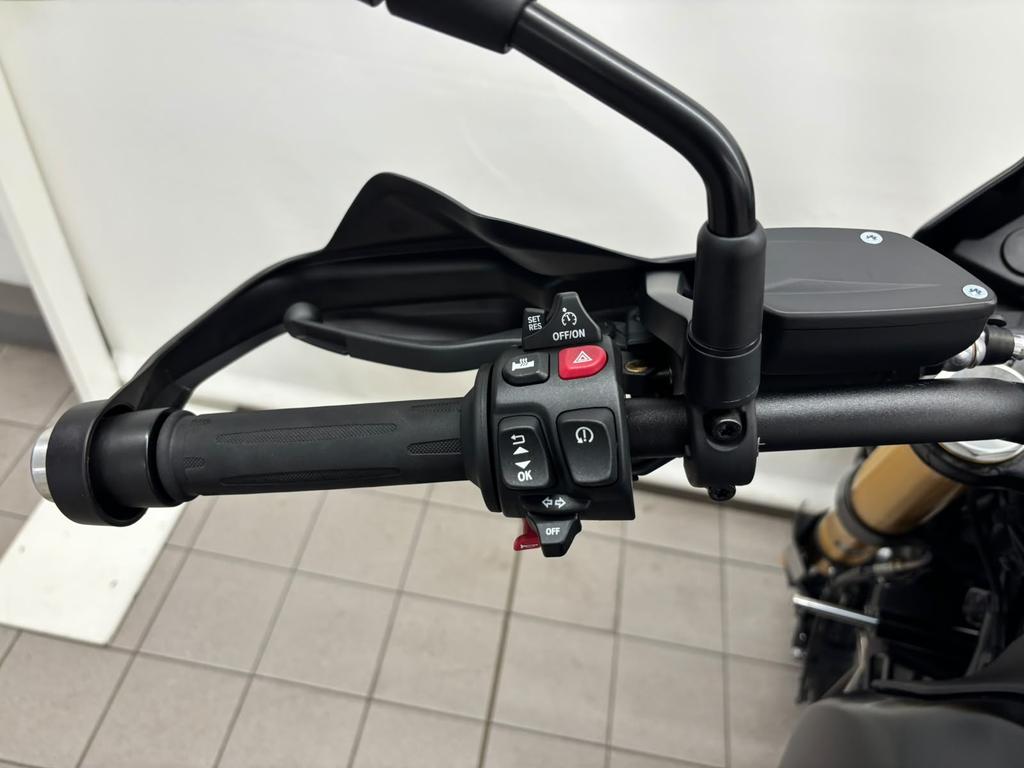 R 12 G/S
