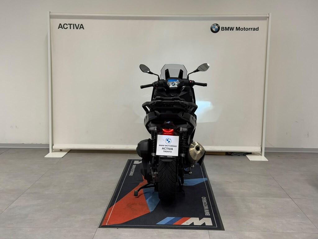 C 400 X