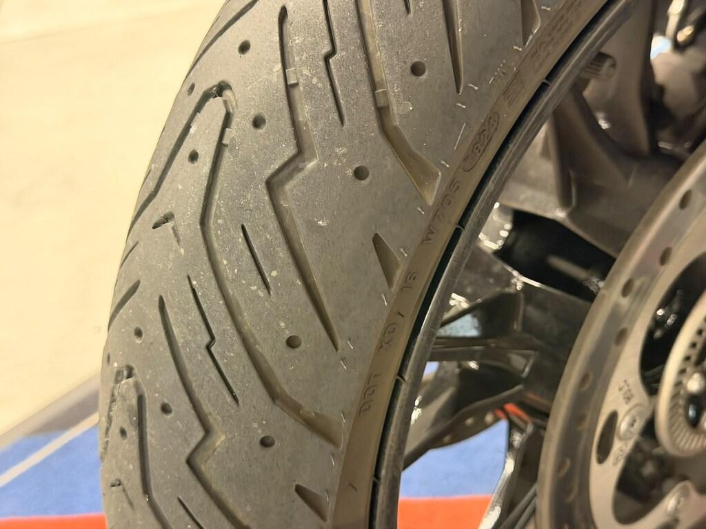 C 400 X