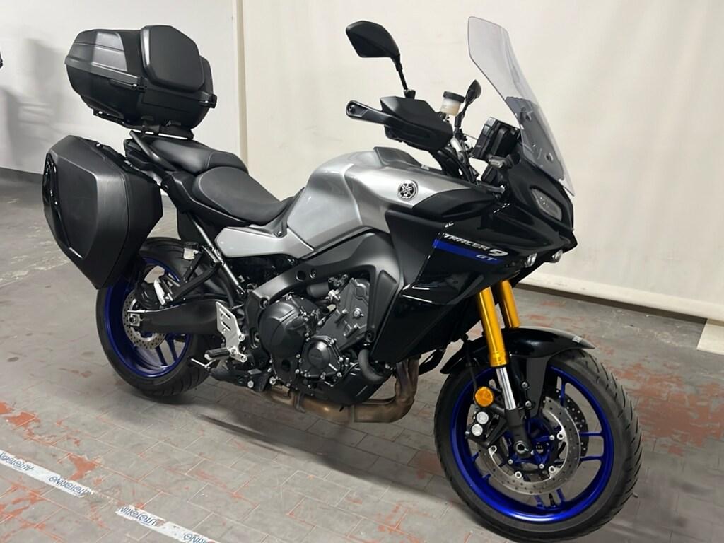 TRACER 900
