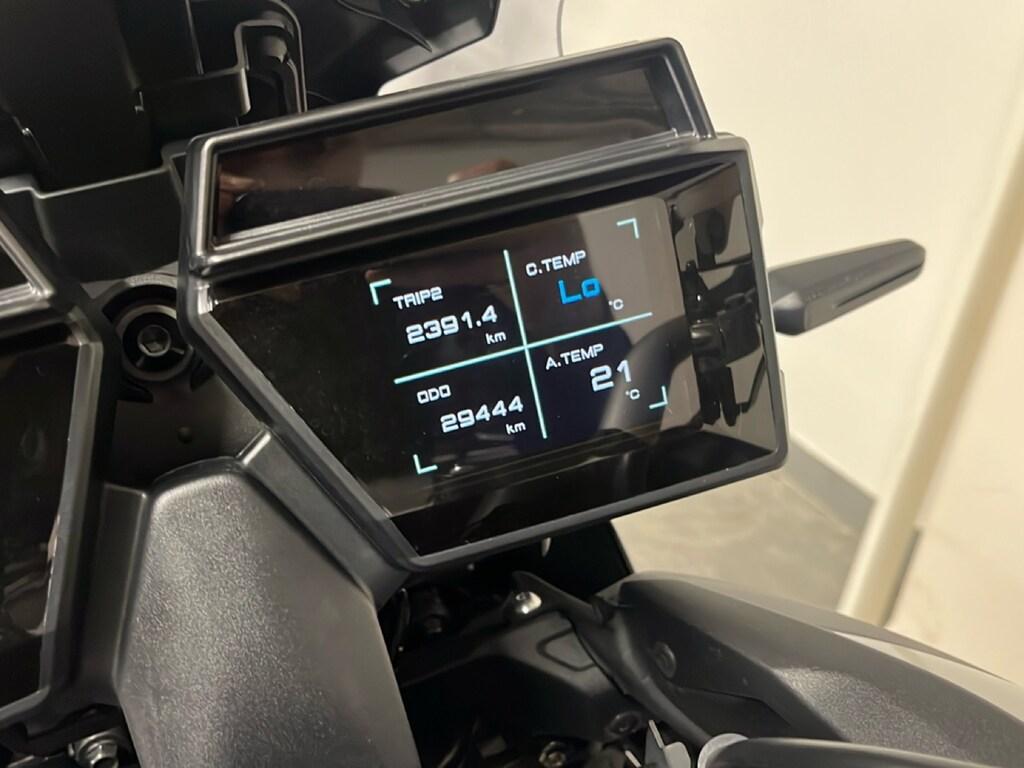 TRACER 900