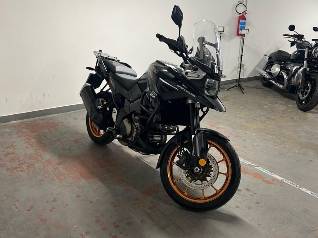 V-STROM 1050