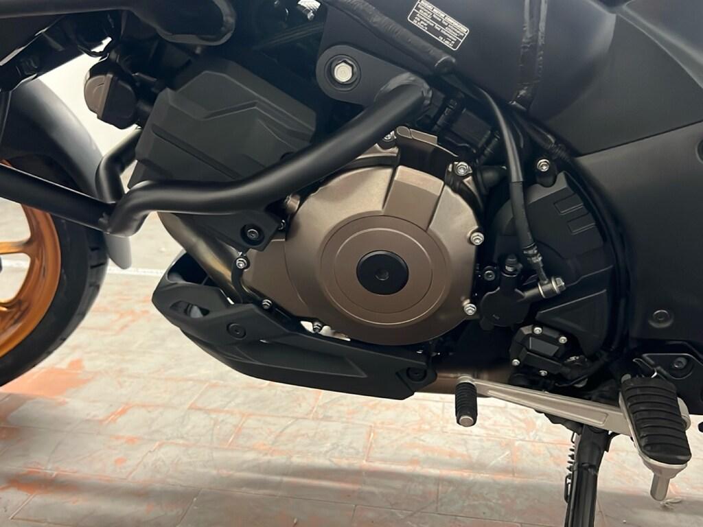 V-STROM 1050