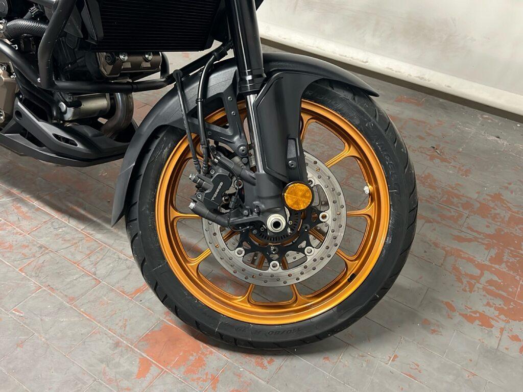V-STROM 1050